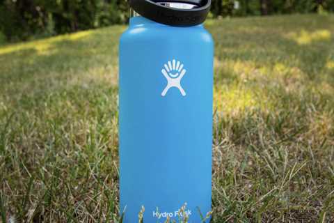 *HOT* Hydro Flask Large Mouth Insulated 32-Ounce Bottle for simply $25 shipped! (Reg. $45)