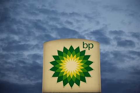 BP stories Q2 revenue of $8.45 billion, boosts dividend By Reuters