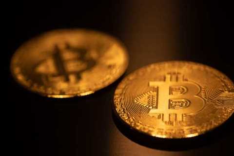 Bitcoin (BTC) surpasses $20,000 in a ‘bearish rally’ as the US dollar falls