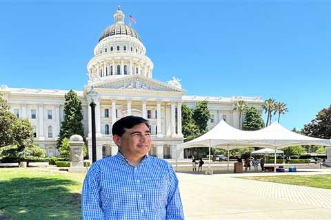 California Well being Care Pioneer Goes Nationwide, Girds for Partisan Skirmishes